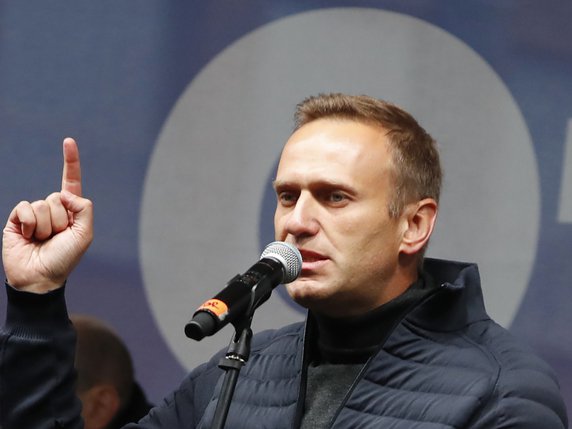 Une ONG tente de faire hospitaliser Alexeï Navalny en Allemagne. © KEYSTONE/AP/Dmitri Lovetsky