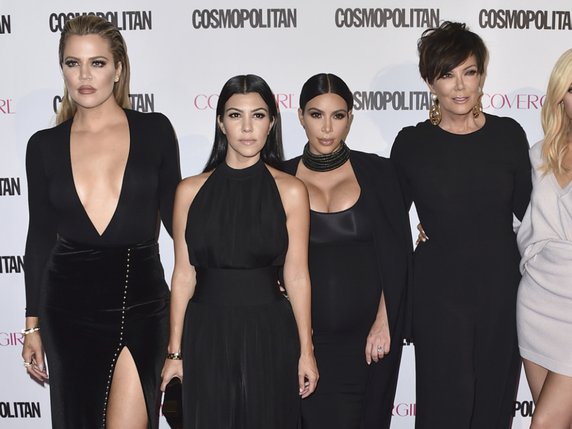 L'émission mettait notamment en scène Khloe Kardashian, Kourtney Kardashian, Kim Kardashian, Kris Jenner et Kylie Jenner (archives). © KEYSTONE/AP/Jordan Strauss