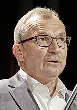 Otto Lötscher, 66 ans, Planfayon, entrepreneur, conseiller communal depuis 1982 et syndic depuis 25 ans.