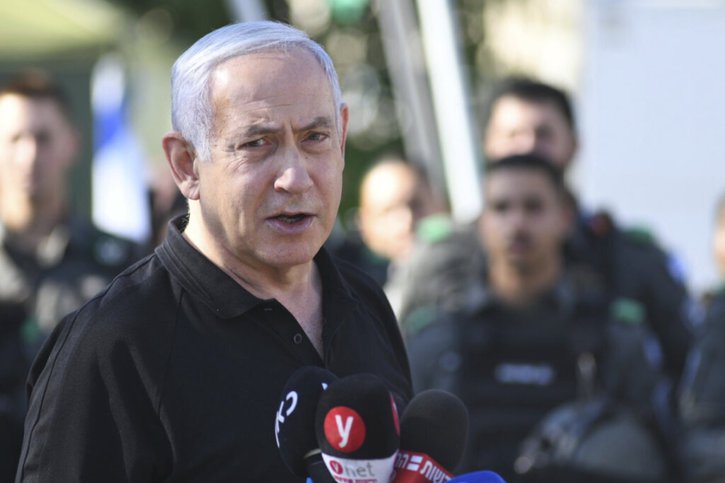 Pour le Premier ministre Benjamin Netanyahu, "ce n'est pas encore fini". © KEYSTONE/AP/Yuval Chen