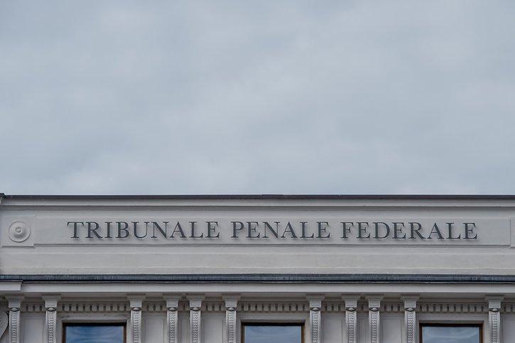 Le procès d'un ancien cadre du Secrétariat d'Etat à l'économie (SECO) débute aujourd'hui devant le Tribunal pénal fédéral à Bellinzone (archives). © KEYSTONE/TI-PRESS/PABLO GIANINAZZI