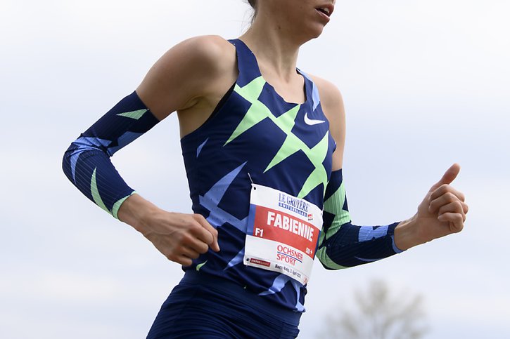 Fabienne Schlumpf réussit remarquablement son passage sur marathon. © KEYSTONE/ANTHONY ANEX