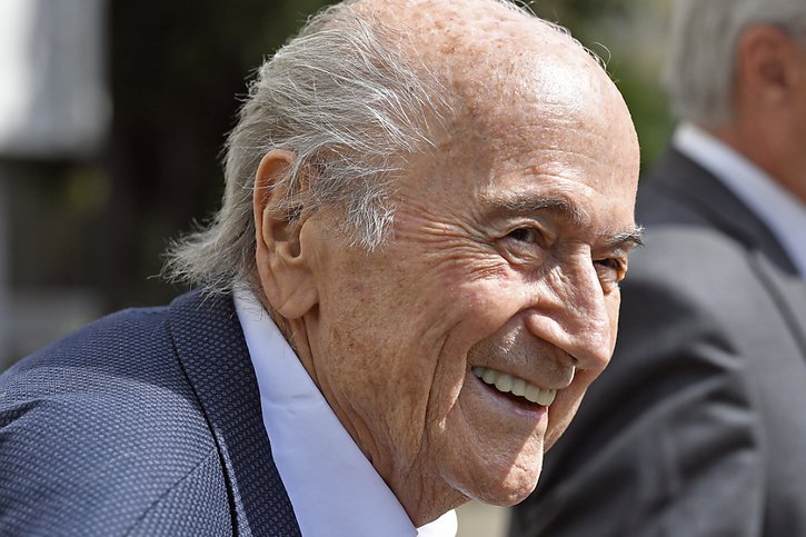 Sepp Blatter, 85 ans, a été auditionné par le Ministère public de la Confédération (MPC) au début du mois d'août à Zurich, audition qui était retardée depuis plusieurs mois par son état de santé (archives). © KEYSTONE/WALTER BIERI
