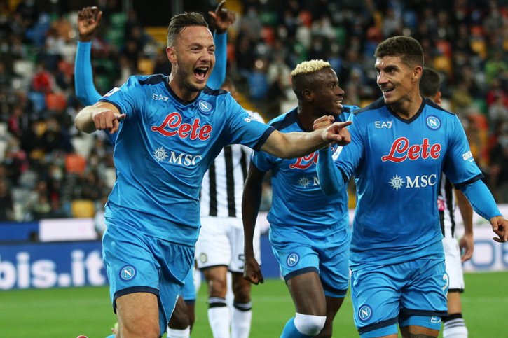 La joie pour les joueurs de Naples © KEYSTONE/EPA/GABRIELE MENIS