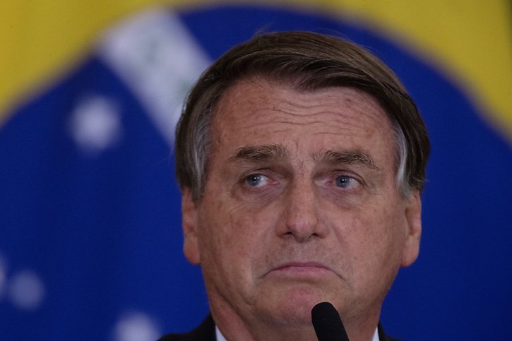 Le discours anticonfinement de Jair Bolsonaro et son déni face à la gravité du Covid-19 font partie des points sur lesquels la CPI a enquêté. © KEYSTONE/EPA/JOEDSON ALVES