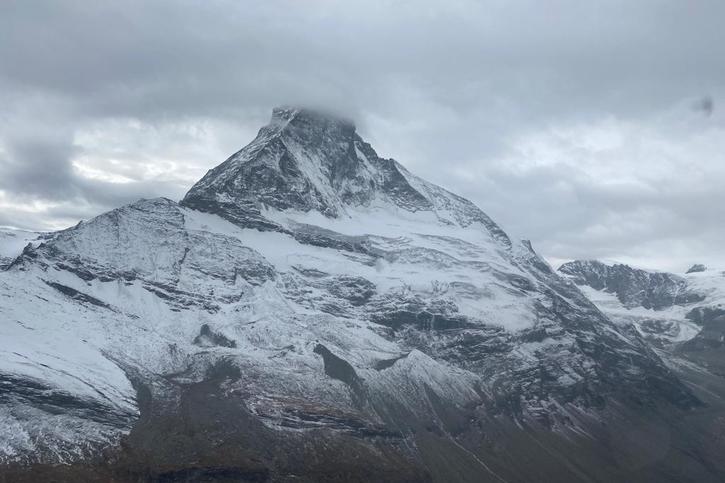 Deux jeunes alpinistes de nationalité suisse sont morts mercredi sur la face nord du Cervin. © Police VS
