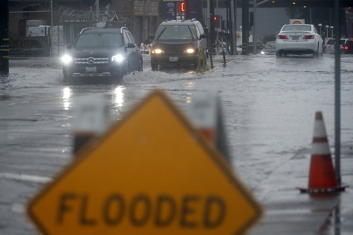 Plusieurs régions du nord de la Californie comme à Oakland ont été frappées par des pluies d'un niveau historique. © KEYSTONE/AP/Jane Tyska