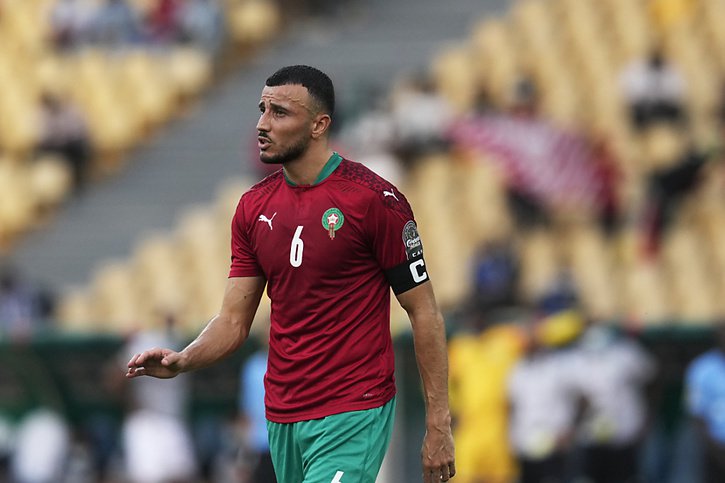 Le Maroc et son capitaine Romain Saiss sont qualifiés pour les huitièmes de finale de la CAN. © KEYSTONE/AP/Themba Hadebe