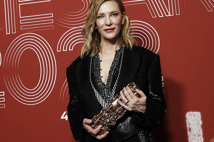 Cate Blanchett a reçu une longue ovation lors de la remise de son César d'honneur. © KEYSTONE/AP/Thibault Camus