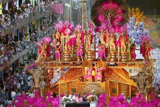 Les défilés du carnaval de Rio de Janeiro reportés à avril