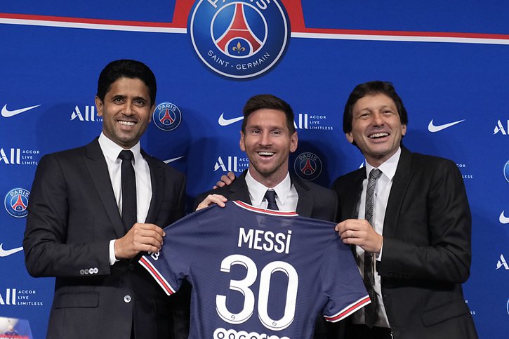 Leonardo (à droite) a été limogé par le PSG © KEYSTONE/AP/FRANCOIS MORI