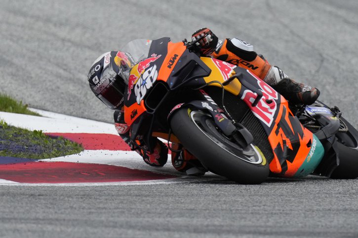 Miguel Oliveira s'est imposé en Thaïlande dans la catégorie MotoGP © KEYSTONE/AP/FLORIAN SCHROETTER