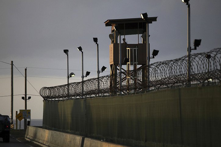 La libération de Ghassan Abdullah al Sharbi signifie qu'il reste 31 détenus à Guantanamo (archives). © KEYSTONE/AP/BRENNAN LINSLEY