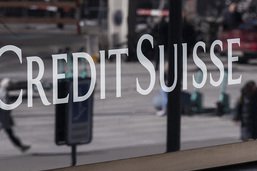UBS en pourparlers pour racheter Credit Suisse, selon le FT