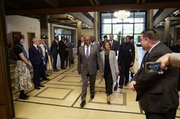 Le président du Botswana reçu à l'Université de Fribourg