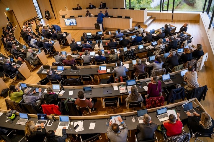Budget 2024 dans le canton de Vaud: l’UDC sort le carton rouge