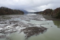 Intempéries: Des îlots de bois à évacuer pour préserver les barrages