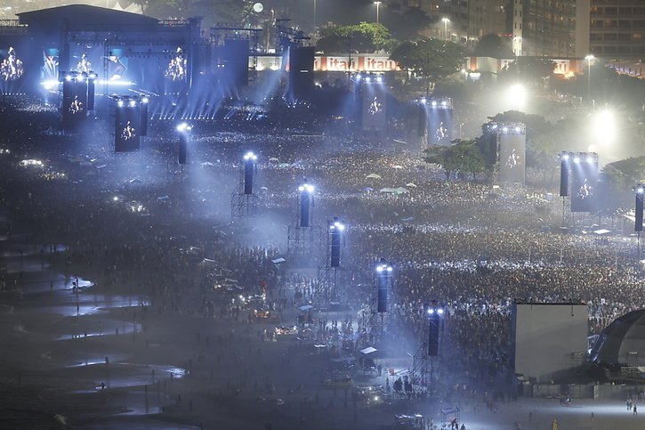 Officiellement, 1,6 million de personnes ont assisté au concert de Madonna à Rio. © KEYSTONE/EPA/ANTONIO LACERDA