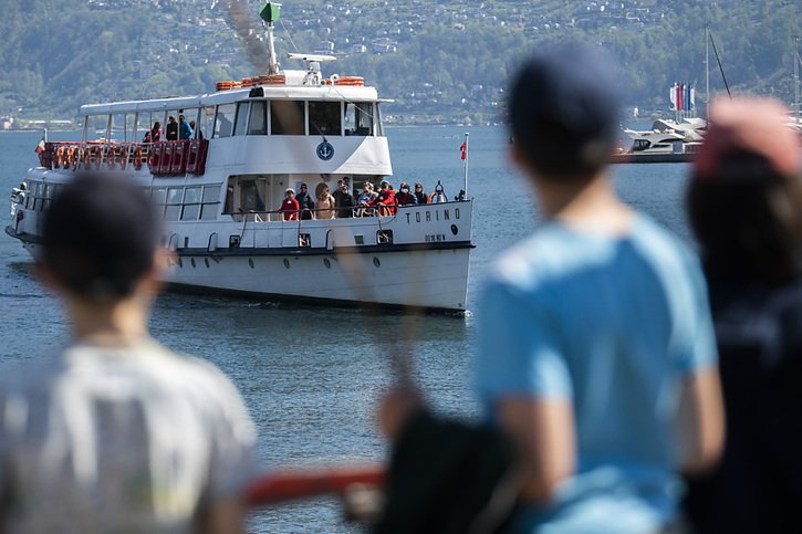 Le tourisme est une activité économique importante au Tessin (ici le lac majeur à Locarno). (archives) © KEYSTONE/TI-PRESS/SAMUEL GOLAY